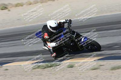 media/Oct-30-2025-Racers Edge (Thu) [[dabbdaf680]]/3-B Group/Session 3 (Turn 15 Inside)/